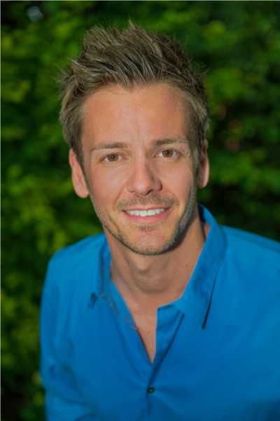 Einer der ersten Tester und Kritiker des Kultspiels Catan: Benjamin Teuber. Einer der ersten Tester und Kritiker des Kultspiels Catan: Benjamin Teuber.