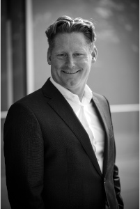 Dr. Christian Klaiber, Institutsmanager Friedrichshafener Institut für Familienunternehmen (FIF) und Programmdirektor eMA FESH Dr. Christian Klaiber, Institutsmanager Friedrichshafener Institut für Familienunternehmen (FIF) und Programmdirektor eMA FESH