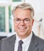 Dr. Elmar Jakob, Geschäftsführender Gesellschafter / Managing Partner, IPONTIX CORPORATE FINANCE Beratungsgesellschaft mbH