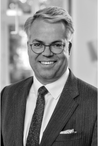 Dr. Elmar Jakob, Geschäftsführender Gesellschafter, IPONTIX CORPORATE FINANCE Dr. Elmar Jakob, Geschäftsführender Gesellschafter, IPONTIX CORPORATE FINANCE