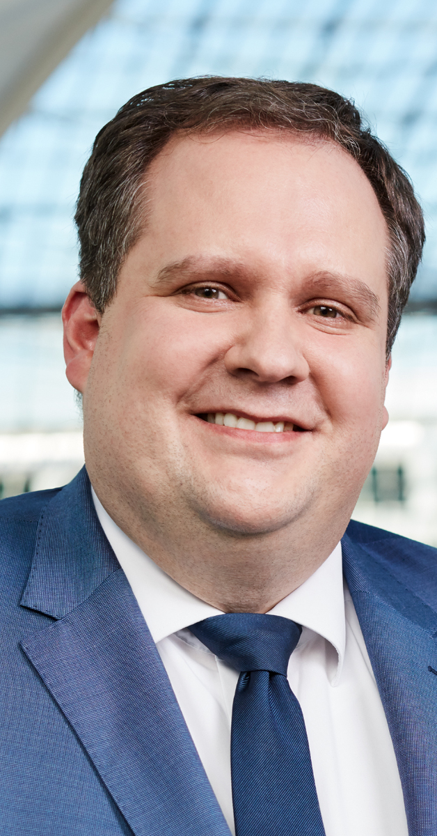 Robin Huesmann wirbt um Azubis aus dem Ausland.