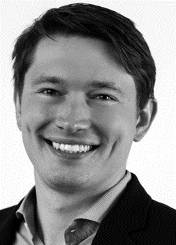 Julian Will ist Geschäftsführer der sonntag corporate finance GmbH. Julian Will ist Geschäftsführer der sonntag corporate finance GmbH.