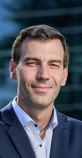 Peter Vogel ist Professor of Family Business and Entrepreneurship. Peter Vogel ist Professor of Family Business and Entrepreneurship.