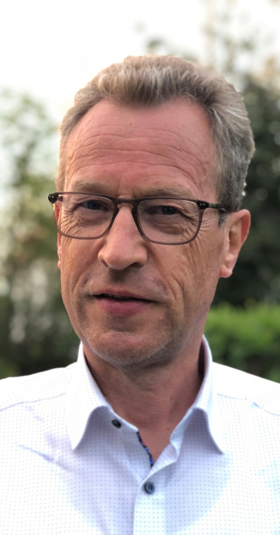 Vorstandsvorsitzender der Werhahn Stiftung: Wilhelm Straaten. Vorstandsvorsitzender der Werhahn Stiftung: Wilhelm Straaten.