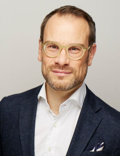 Stephan A. Jansen sprach auf dem INTES Unternehmer-Erfolgsforum Stephan A. Jansen sprach auf dem INTES Unternehmer-Erfolgsforum